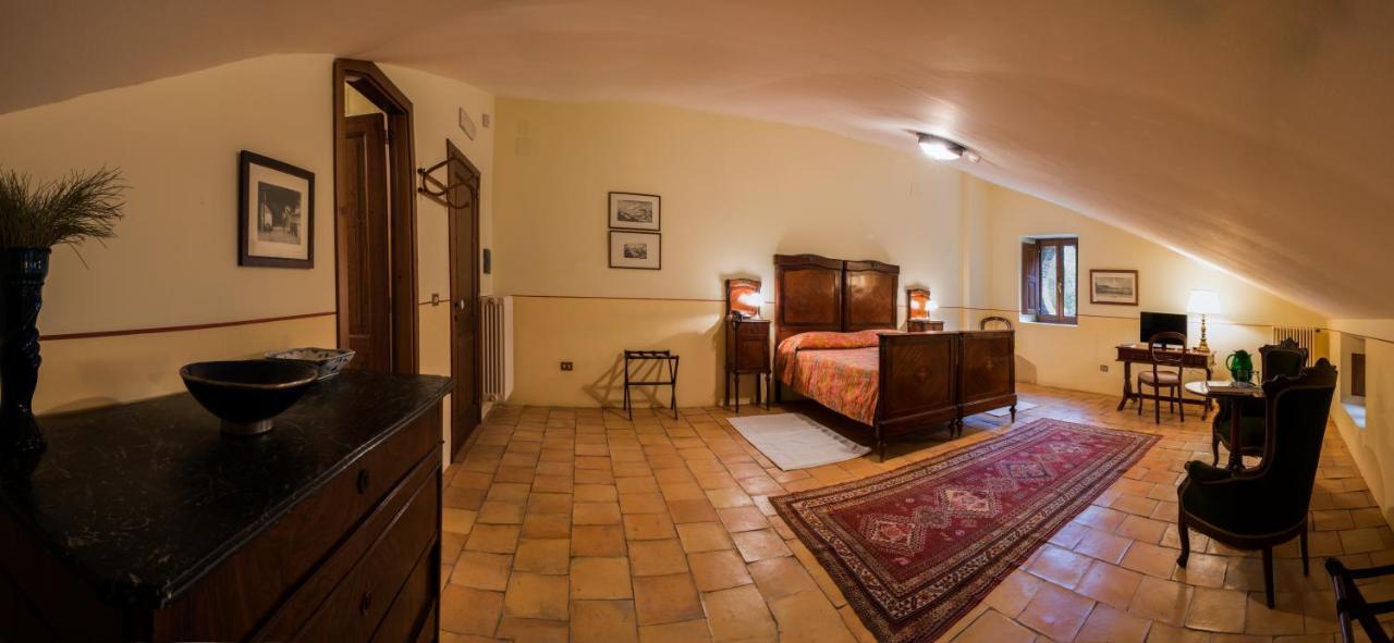 Torre Camigliati Dimora Storica Hotel Camigliatello Silano Exterior foto